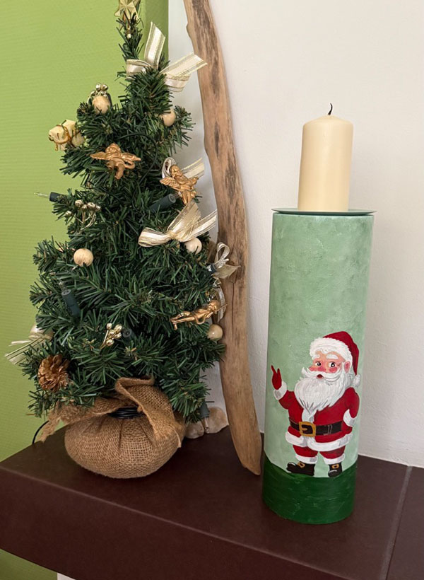 Zylin Deko-Röhre Weihnachtsmann